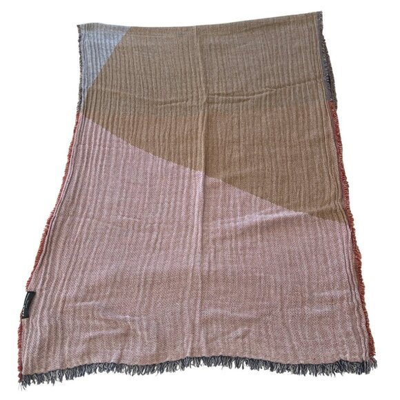 Zara Colorblock Woven Scarf With Fringe Edges 32x70 Inches 1K - Picture 3 of 10